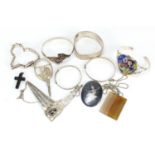 Mostly silver jewellery including a modernist necklace, agate pendant, amethyst bracelet and a