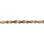 9ct bracelet, 19cm in length, 10.0g : For Further Condition Reports Please Visit Our Website