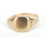 Unmarked gold signet ring (tests as 9ct), size Y, 4.6g : For Further Condition Reports Please