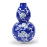 Chinese Blue and white porcelain double gourd vase, hand painted with prunus flowers, six figure