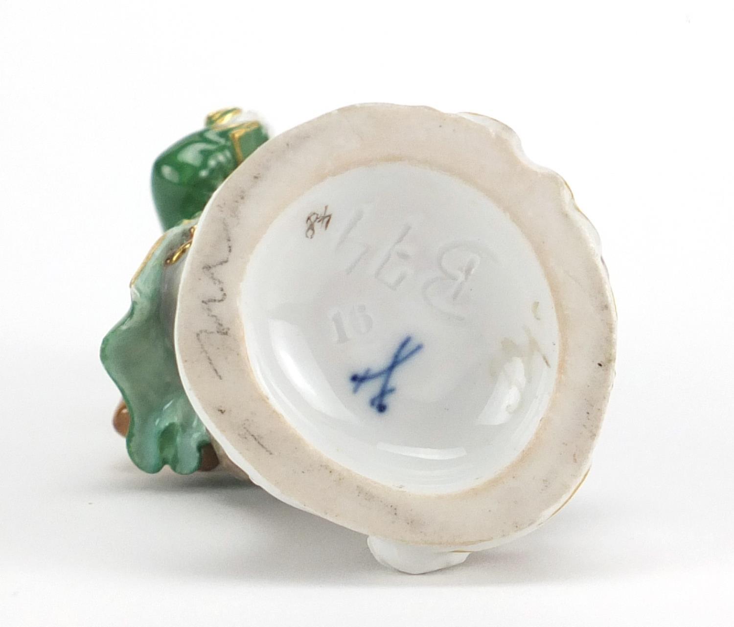 19th century Meissen porcelain figure of a huntress with a dog, blue cross sword marks to the - Image 4 of 5