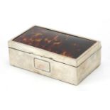 Rectangular silver cigarette box with hinged tortoiseshell lid, Birmingham 1926, 279.2g, 5cm H x