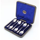 Set of six silver teaspoons by John Round & Son Ltd, with fitted case, Sheffield 1923, 11cm in