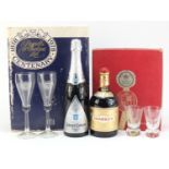 Drambuie commemorative gift set and a Silver Crown commemorative gift set, box with boxes :For