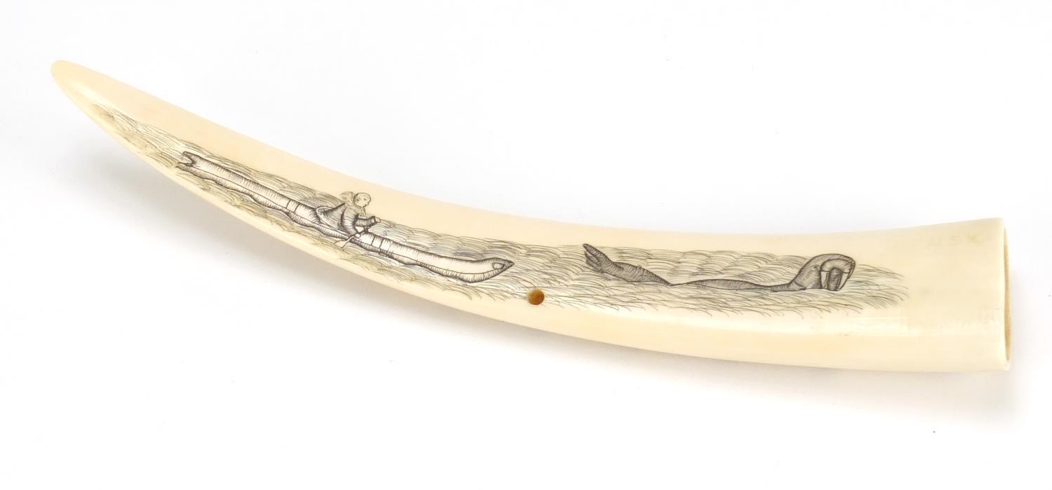 Scrimshaw style cribbage board, 24 cm in length : For Further Condition Reports Please visit Our