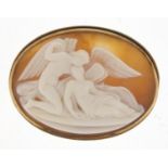 Victorian cameo brooch depicting winged figures, with unmarked gold mount (tests as 9ct gold), 4.8cm