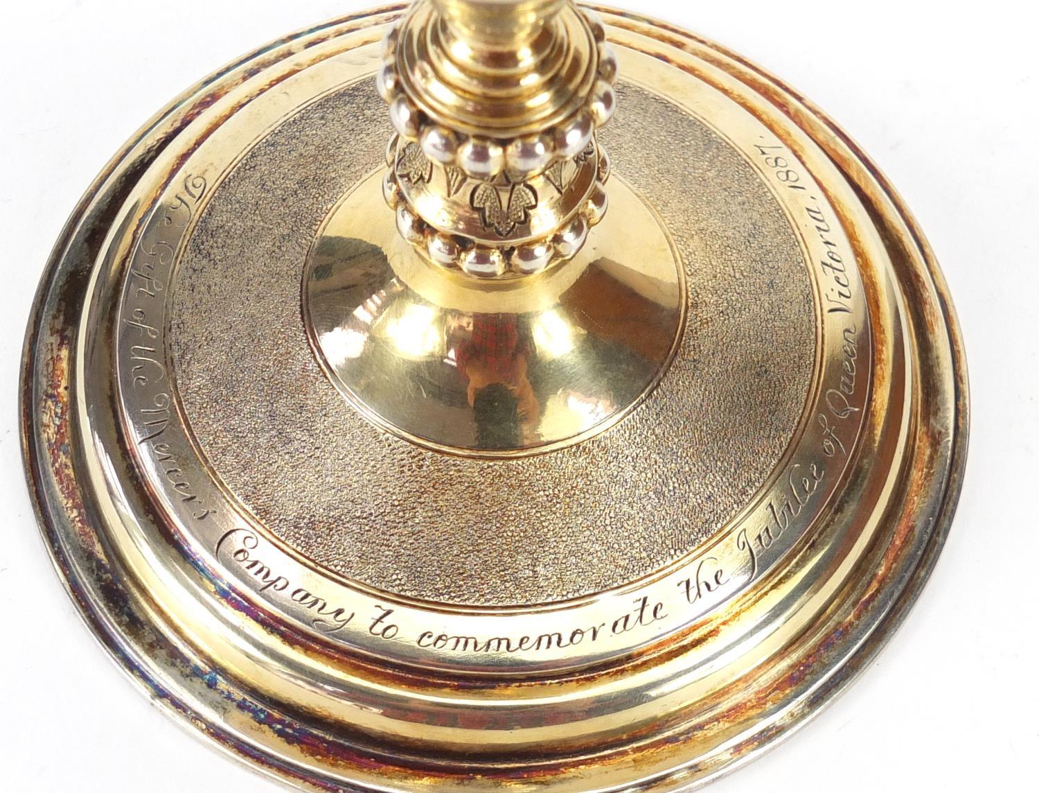 Large commemorative silver gilt chalice by Hunt & Roskell with original fitted oak case, engraved - Image 4 of 11