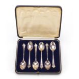 Set of six silver teaspoons, housed in a fitted case, hallmarked Sheffield 1960, 9.5cm in length,