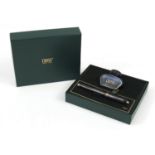 Cross fountain pen and bottle of ink set with box :For Further Condition Reports Please Visit Our