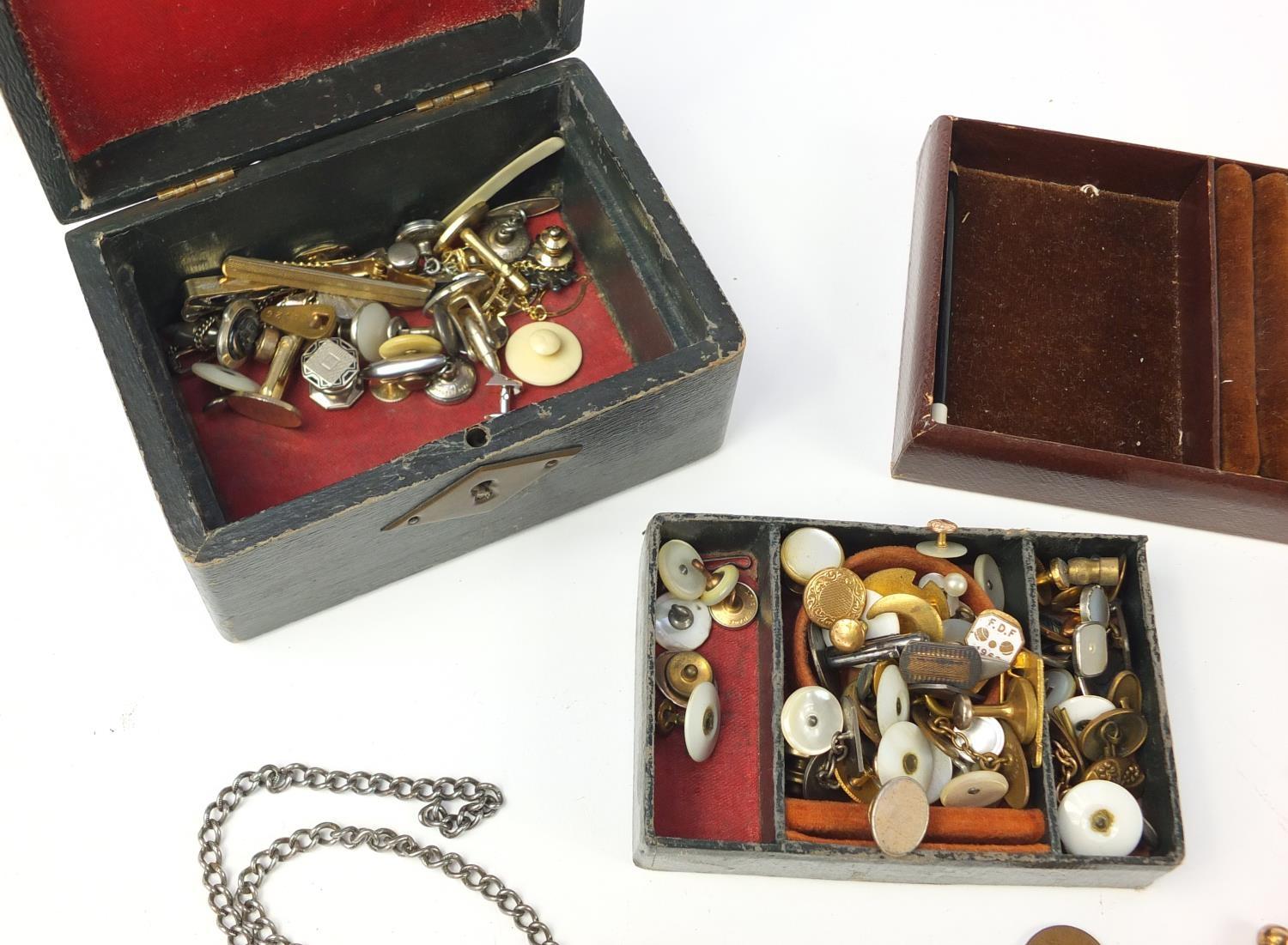 Miscellaneous objects including cuff inks, Victorian jewellery box and coins :For Further - Image 2 of 4