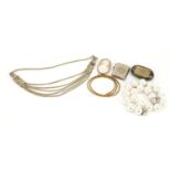 Jewellery and objects including a large simulated pearl necklace with magnetic clasp, horn snuff