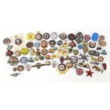 Vintage badges and lapels, some military interest including American World War II sterling silver
