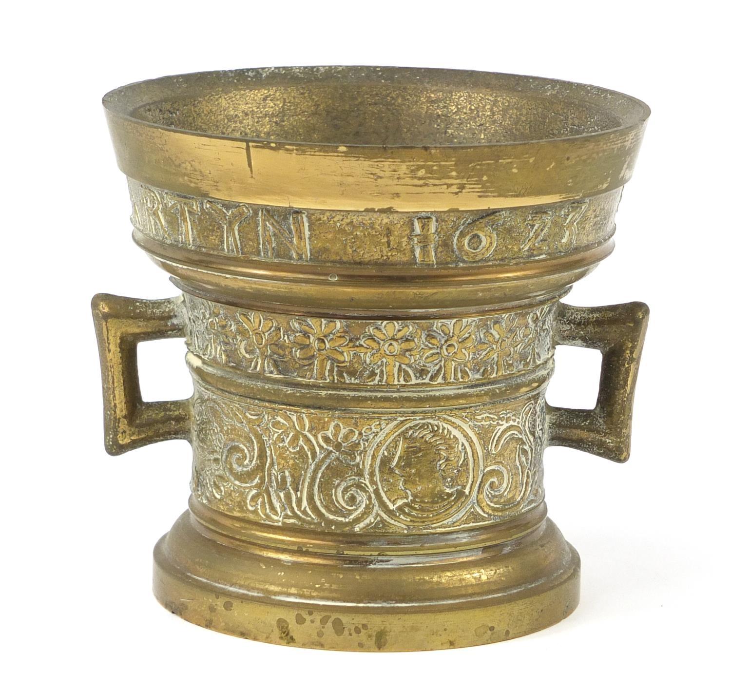 17th century style brass pestle and mortar, decorated with figures and flowers, the mortar 12cm high - Image 4 of 9