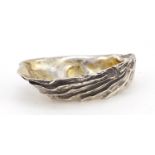 Heavy silver oyster shaped dish, 10cm in length, 228.0g :For Further Condition Reports Please