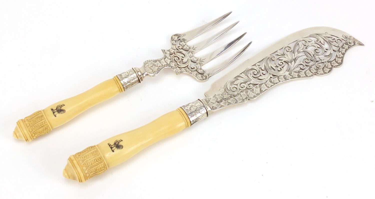 Victorian silver and ivory fish servers by George Unite, Birmingham 1884, 29cm in length, housed - Image 4 of 8