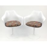 Pair of Eero Saarinen design tulip chairs, impressed Swady, each 86cm high :For Further Condition