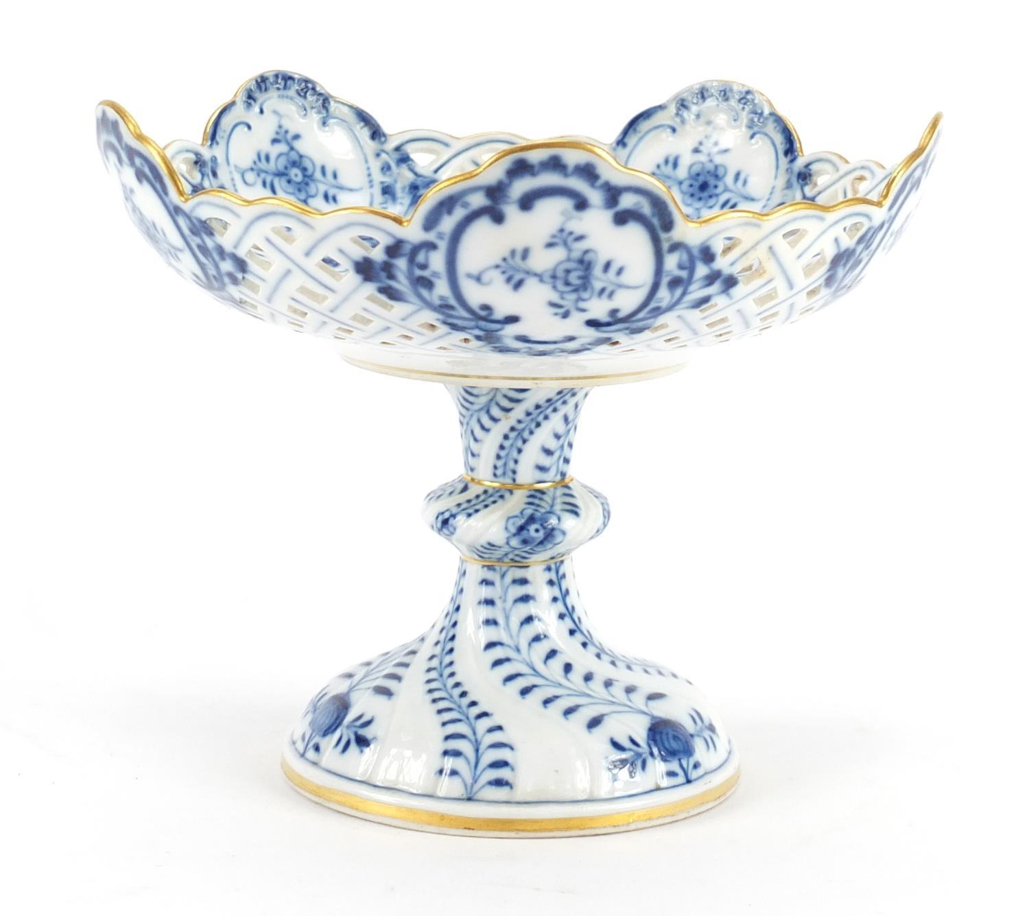 Meissen porcelain pierced tazza, hand painted in the Blue Onion pattern, crossed sword marks to