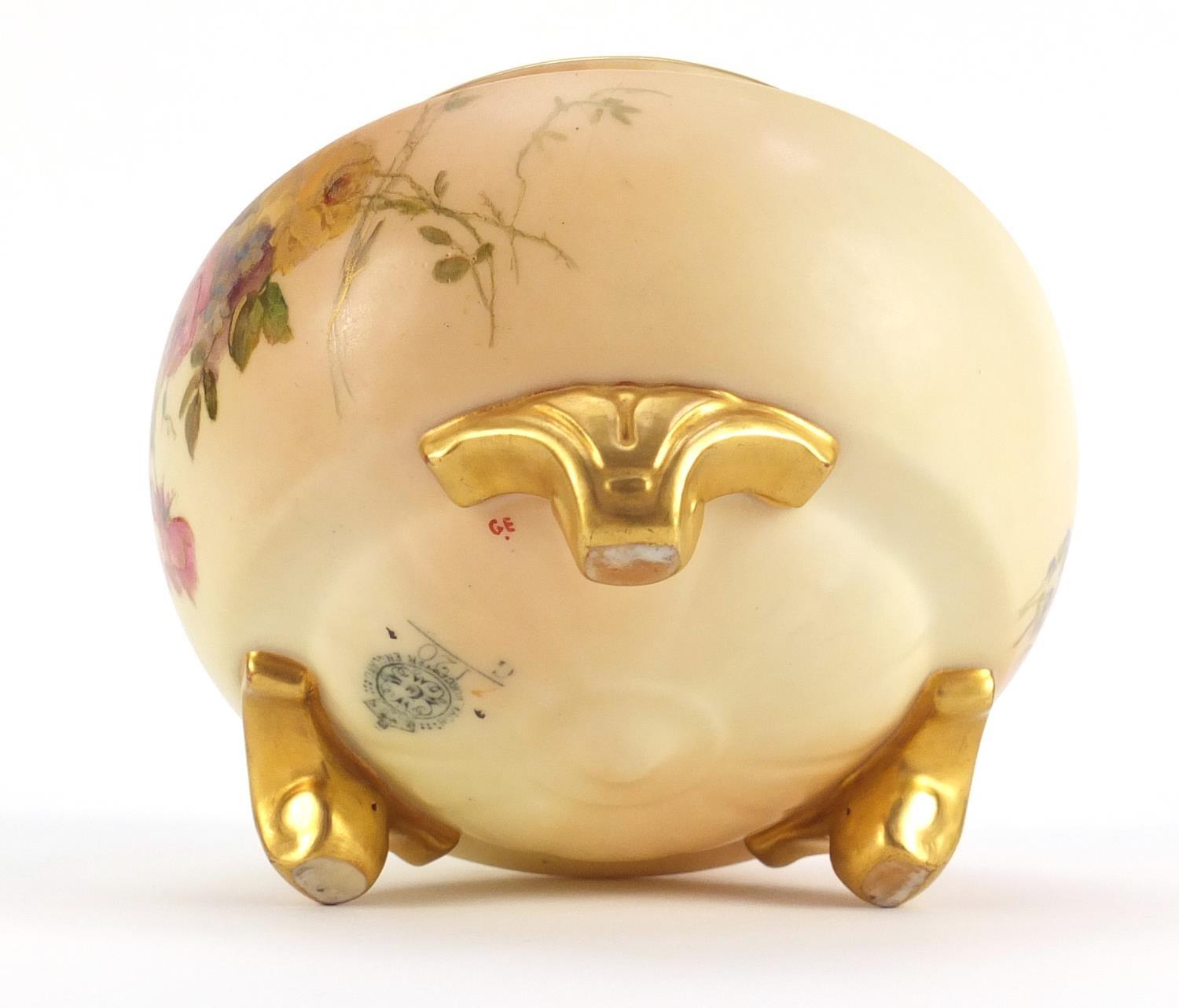 Royal Worcester blush ivory potpourri vase with pierced lid, decorated with flowers, numbered 120, - Image 6 of 7
