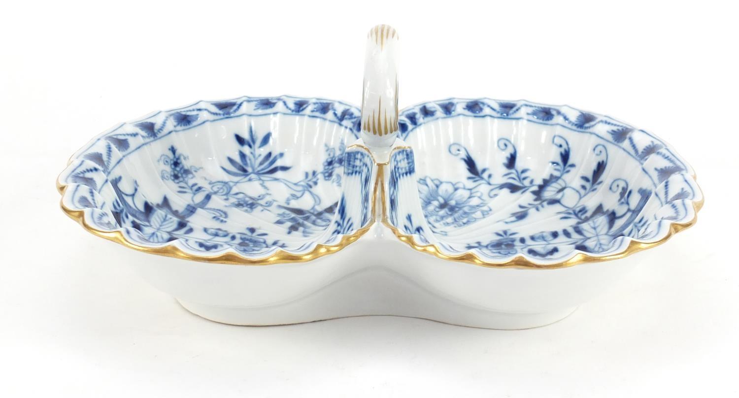 Meissen porcelain twin serving dish, hand painted in the Blue Onion pattern, crossed sword marks - Image 5 of 7