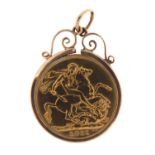 George V 1911 gold sovereign in a 9ct gold pendant mount, 9.3g : For Further Condition Reports