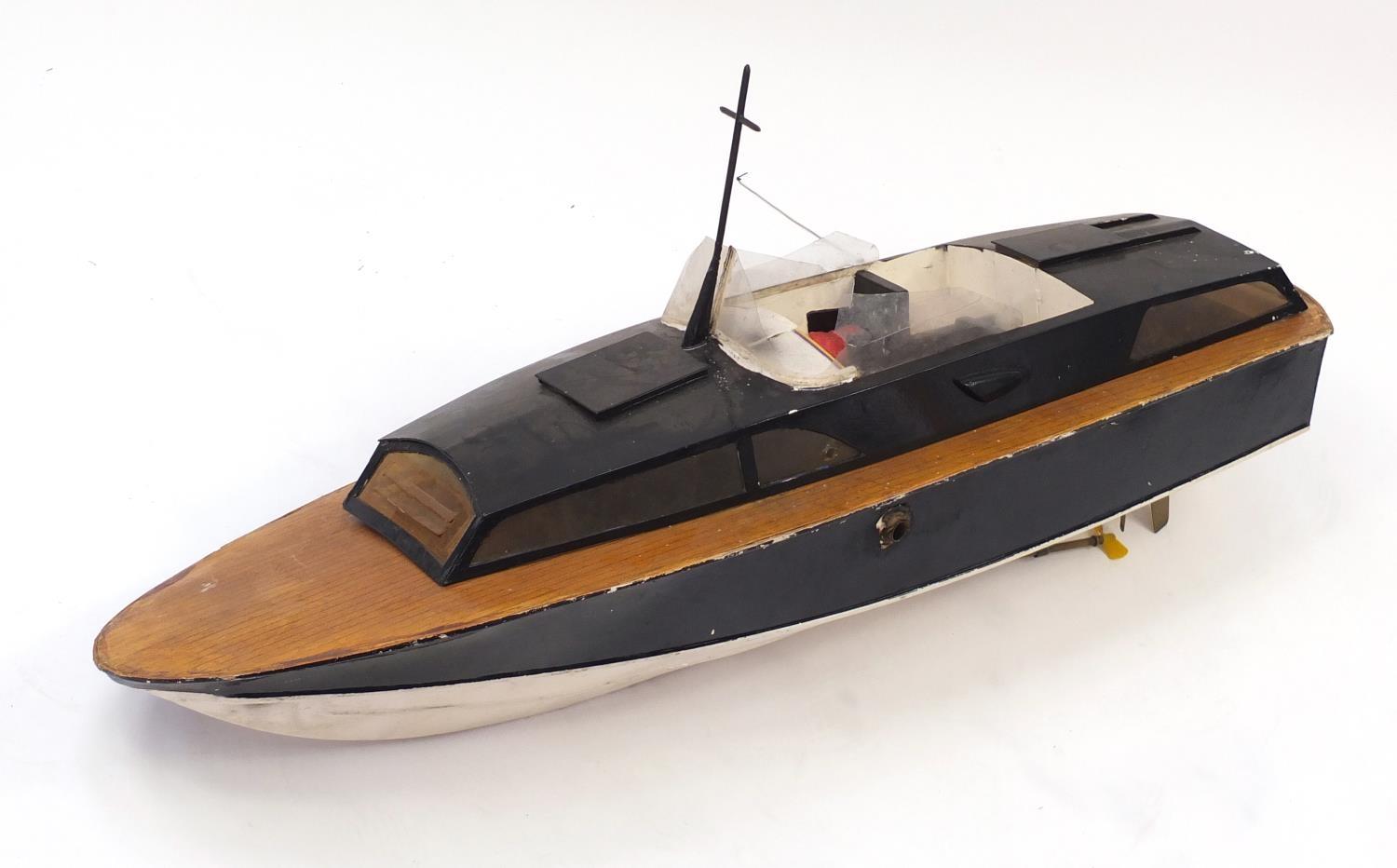 Petrol remote control boat, 120cm in length : For Further Condition Reports Please Visit Our