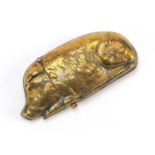 Novelty brass vesta in the form of a pig, 7cm in length : For Further Condition Reports Please Visit