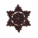 Vintage three tier garnet star brooch, 3.2cm wide, 5.0g : For Further Condition Reports Please Visit