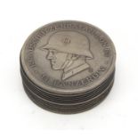 German military interest snuff box, 5cm in diameter : For Further Condition Reports Please Visit Our