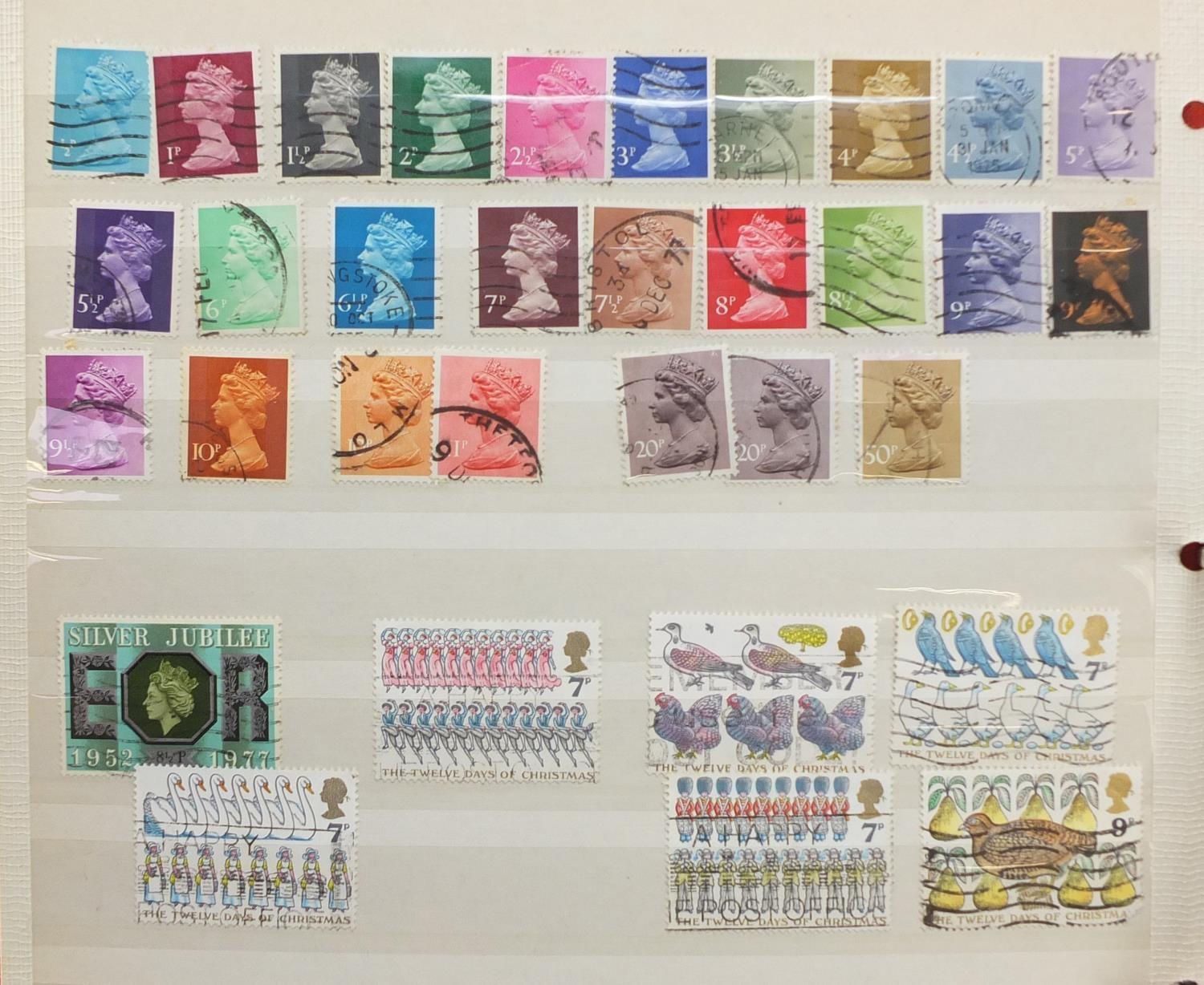 Large collection of world stamps and first day covers, some arranged in albums and some loose, - Image 12 of 28