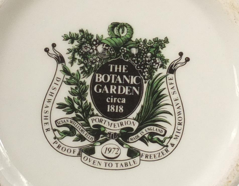 Portmeirion Botanic Garden dinnerware including meat plates and ramekins, the largest 35cm in length - Image 18 of 19