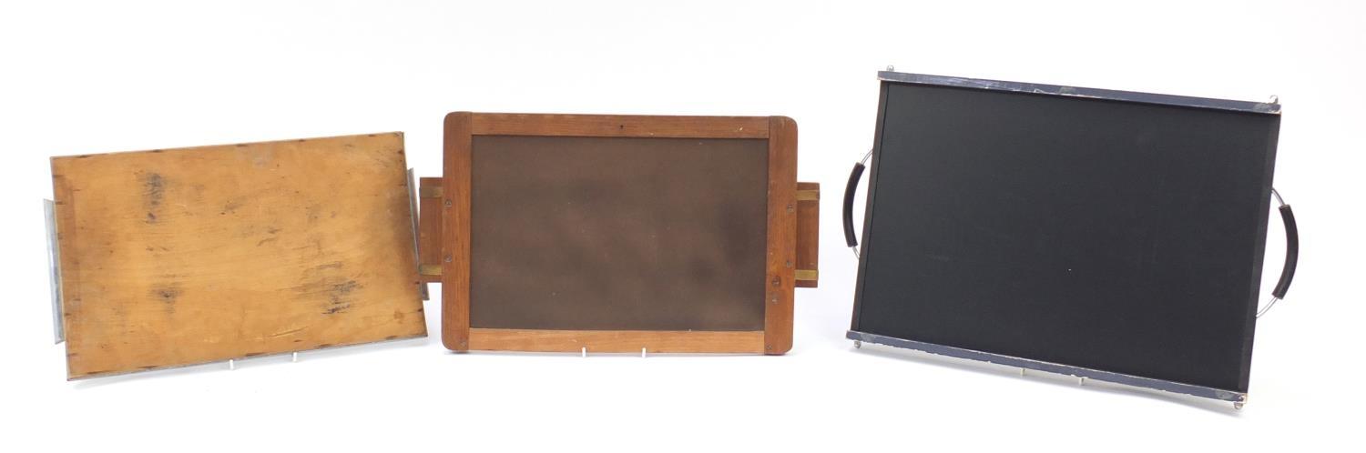 Three serving trays comprising a 1970's French example by Axis, oak framed Art Deco example hand - Image 7 of 7