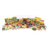 Collection of vintage and later puzzles, toys and games, including Chinese chequers, The World of