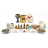 Collectable Wade including bear money box and bear vase, the largest 15cm high : For Further