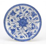 Turkish Iznik pottery plate, hand painted with flowers, 18.5cm in diameter : For Further Condition