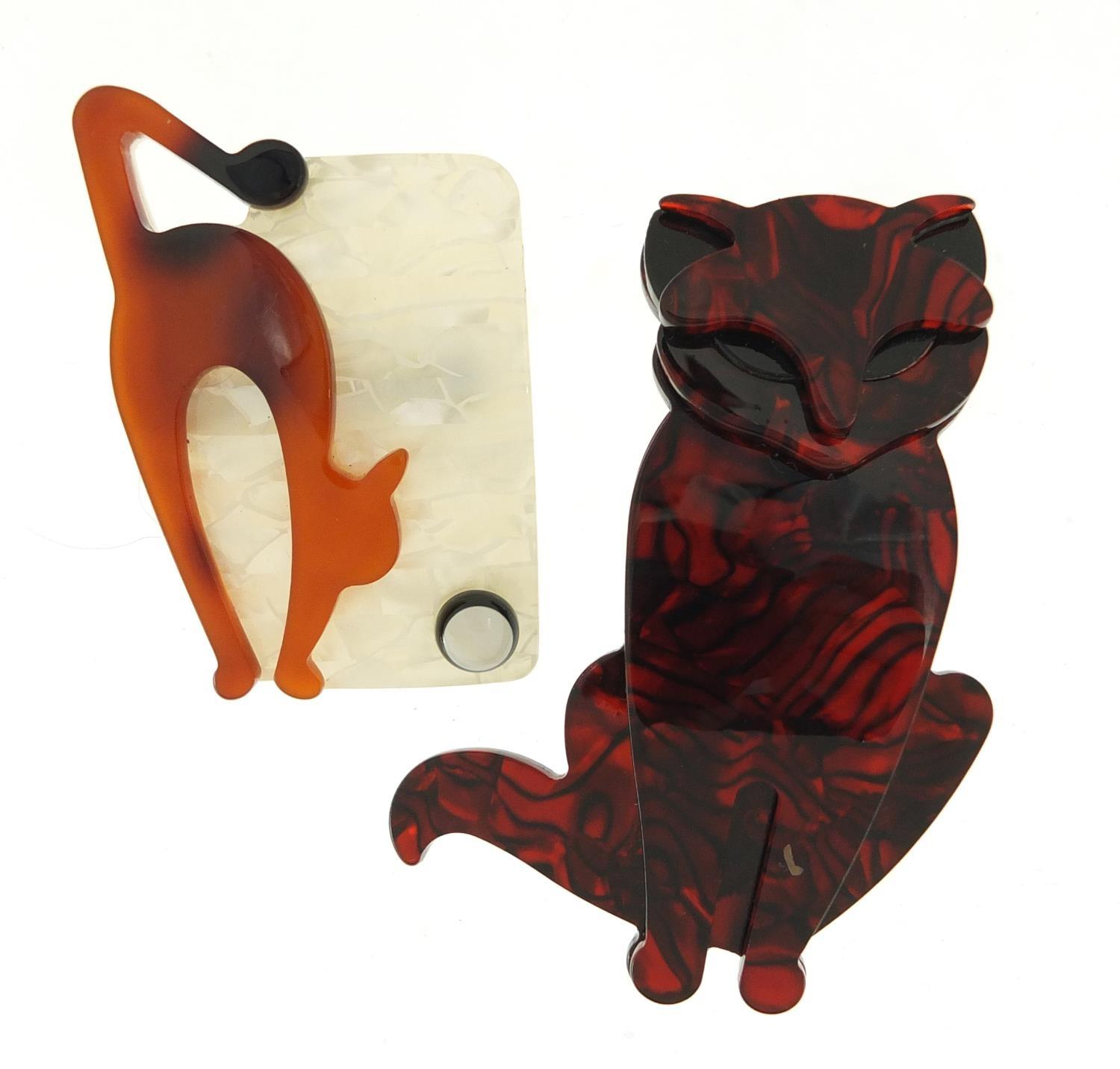 Two Lea Stein style brooches in the form of stylised cats, the largest 7.5cm high : For Further - Image 2 of 3