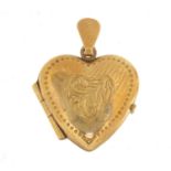 9ct gold love heart locket, 2.1cm high, 1.6g : For Further Condition Reports, Please Visit Our