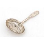 George III silver caddy spoon by John Thropp, Birmingham 1813, the bowl engraved with flowers, 8cm