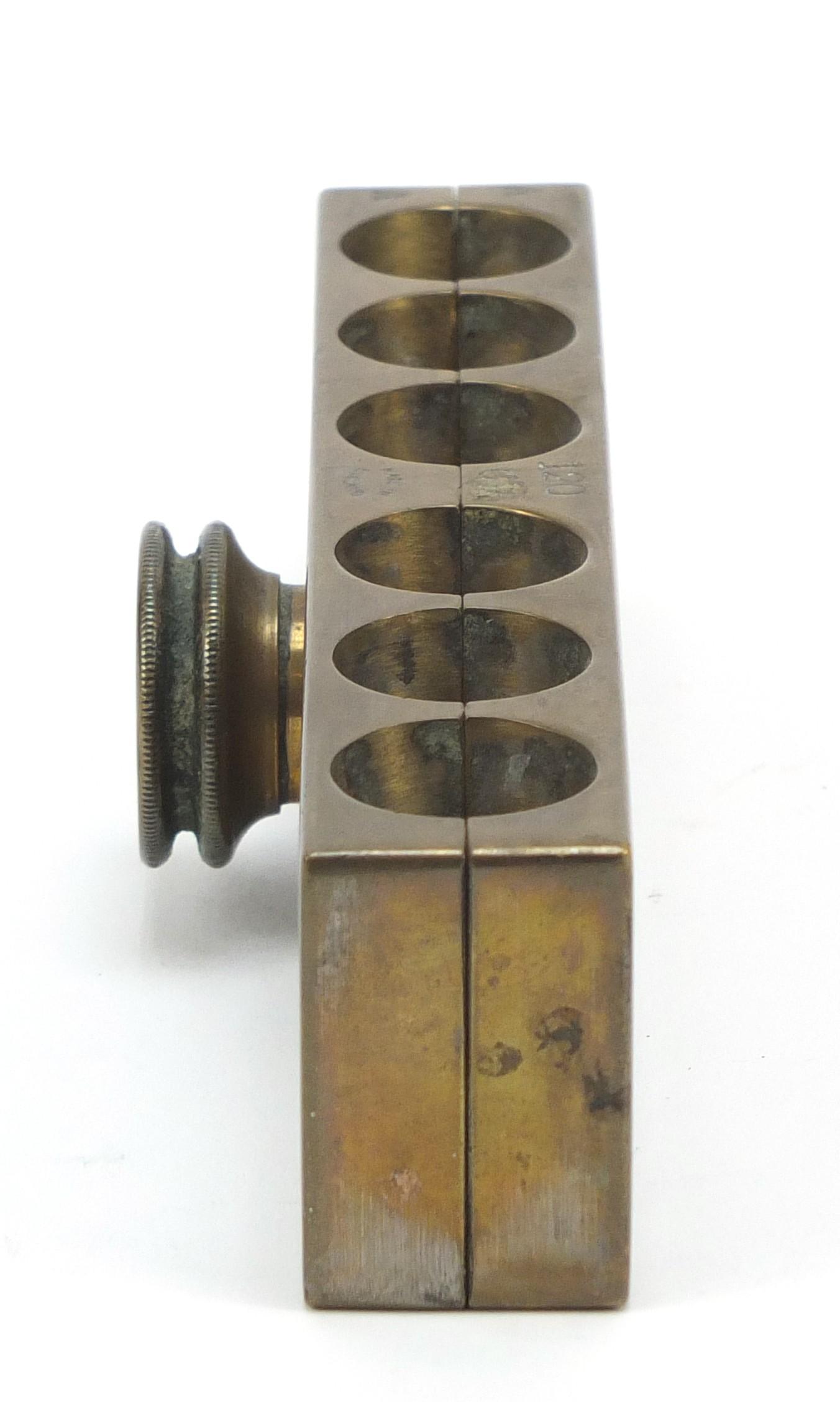 Military interest bullet mould, impressed 120 GR made in England, 16.5cm wide : For Further - Image 2 of 8