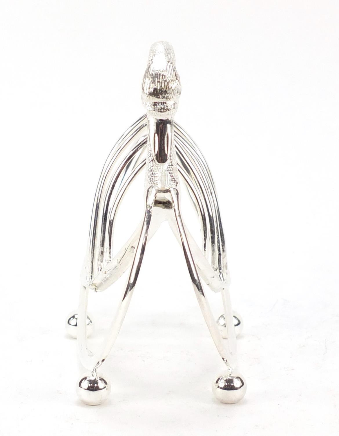 Novelty silver plated toast rack in the form of a swan, 21cm in length : For Further Condition - Image 2 of 6