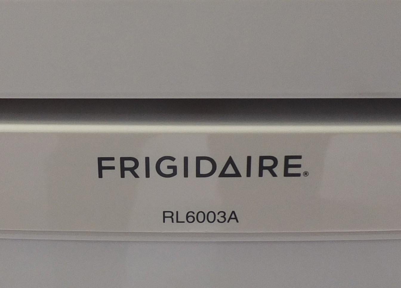 Frigidaire undercounter fridge, model RL6003A, 85cm H x 55cm W x 55cm D : For Further Condition - Image 3 of 5