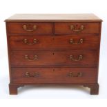 Georgian mahogany five drawer chest fitted with two short above three long graduated drawers, 90cm H