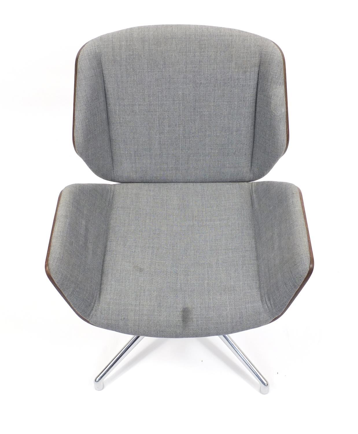 Boss design low back Kruze lounge chair, 84cm high, retail price ?1489.00 : For Further Condition - Image 3 of 6