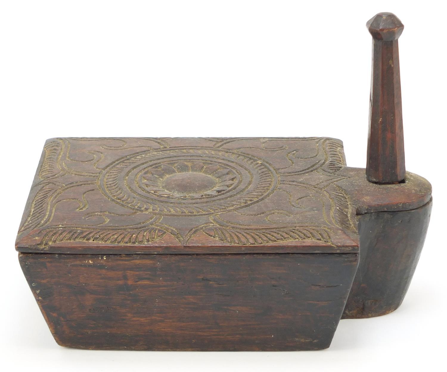 Antique carved wood spice box with sectional interior, 20cm H x 18cm W x 26.5D : For Further - Image 5 of 9