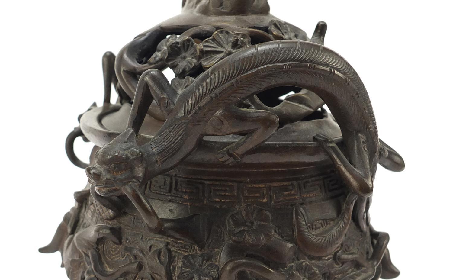 Chinese patinated bronze tripod censer with figural cover, 27cm high : For Further Condition Reports - Image 7 of 10