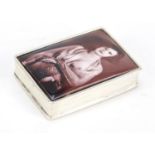Rectangular silver snuff box enamelled with a pin up girl, 5cm in length, 39.0g : For Further