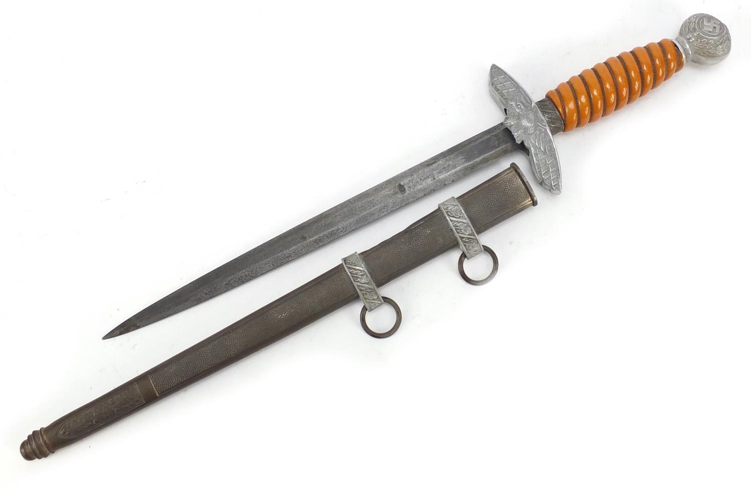 German military World War II Luftwaffe de-Nazied crossguard dagger with scabbard, by WKC, 42.5cm - Image 2 of 5