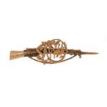 9ct gold military interest South Africa 1900 Boer War rifle brooch, housed in an F. Shtein & Co