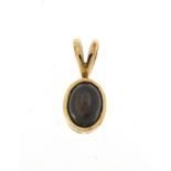9ct gold cabochon tiger's eye pendant, 1.5cm in length, 1.6g : For Further Condition Reports