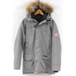 Gentlemen's Canada Goose coat, size M : For Further Condition Reports Please Visit Our Website,