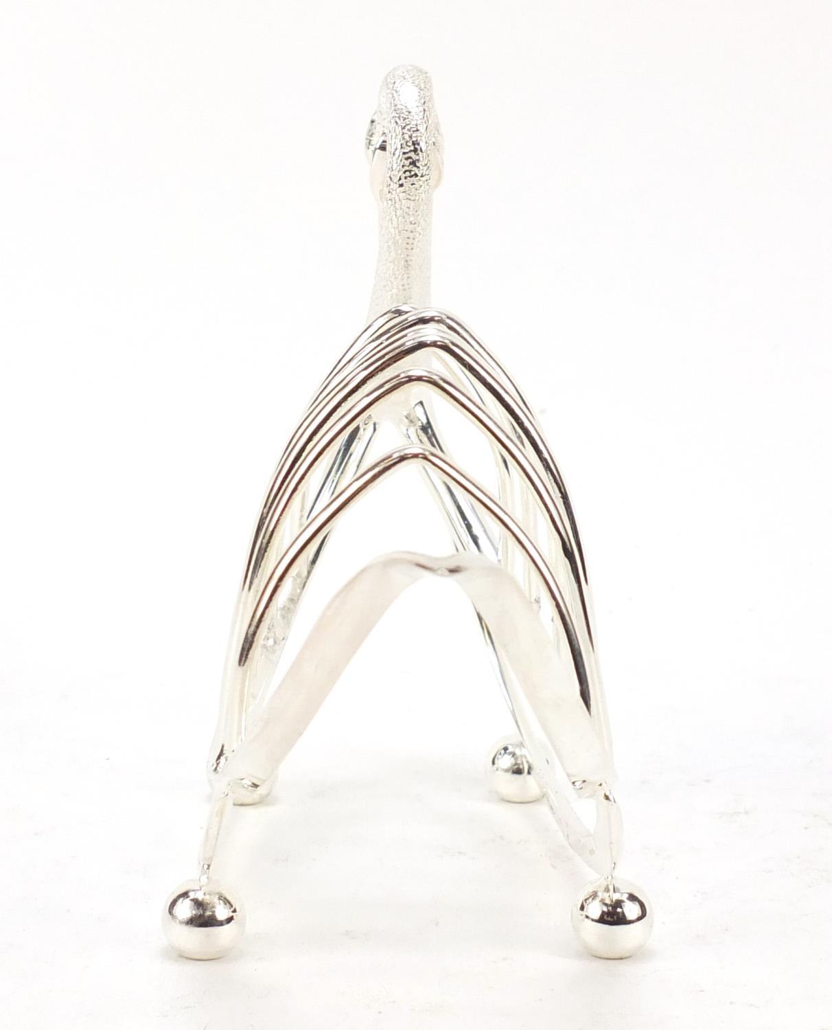 Novelty silver plated toast rack in the form of a swan, 21cm in length : For Further Condition - Image 4 of 6